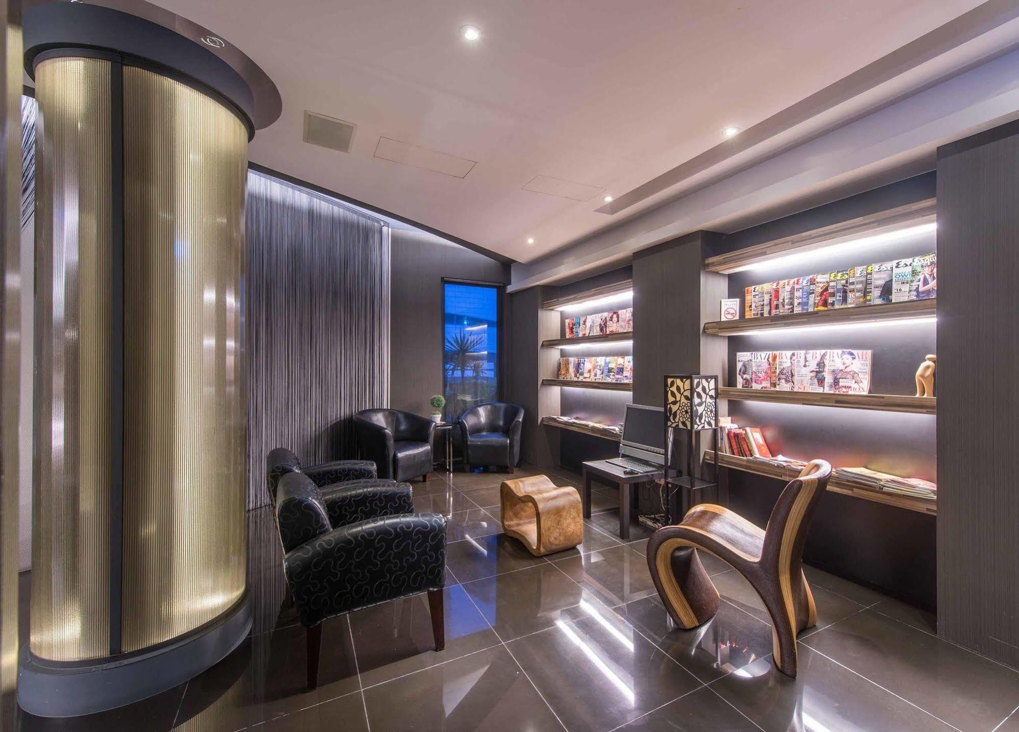Forward Hotel Taipei Nangang Luaran gambar
